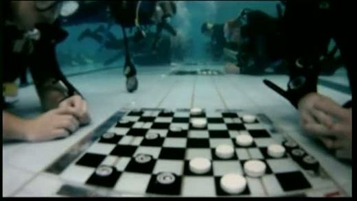 Estonia's Checkers Championship Requires Superior Diving Skills